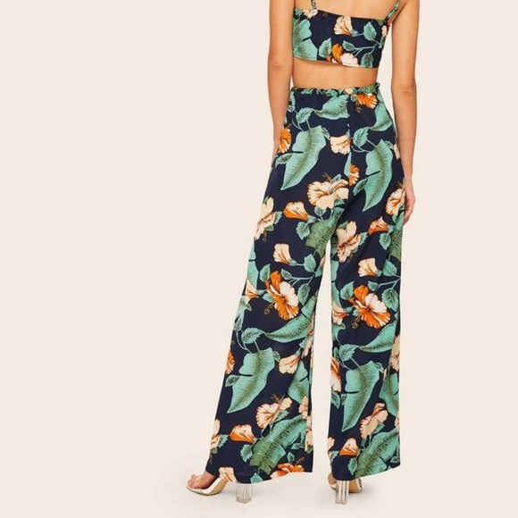 NWOT Tropical Print Pants - Picture 2 of 6